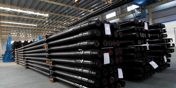 oil drill pipe.jpg
