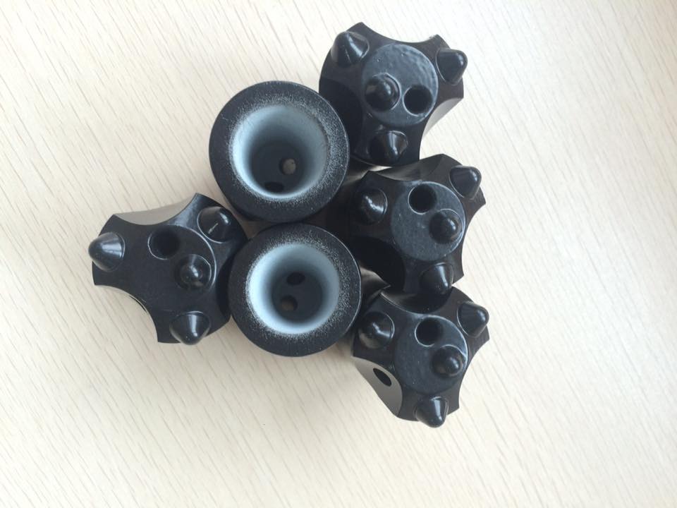 4 tips button bits.jpg