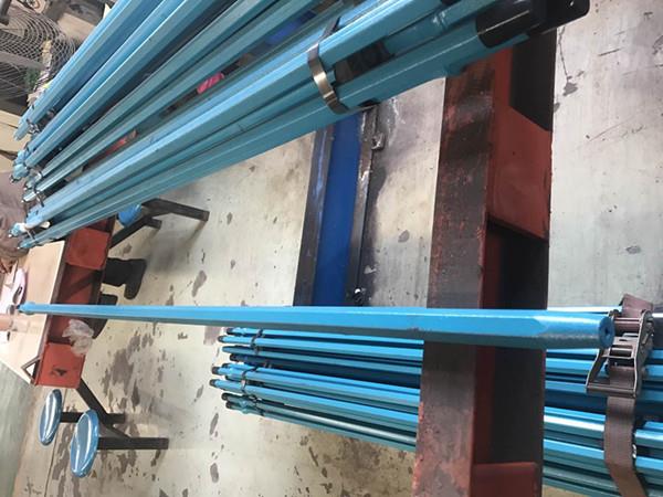 taper drill rods.jpg
