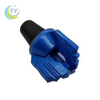 step type drag bit